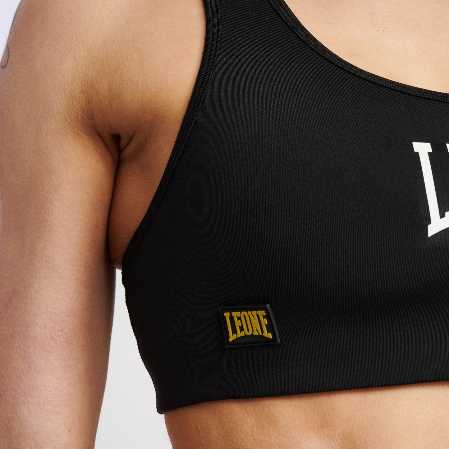 Top Donna Leone Flag