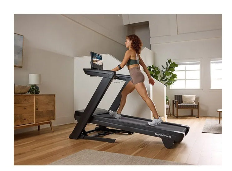 Tapis roulant  Nordictrack Commercial 1750 INCLUSO 1 ANNO DI ABBONAMENTO I-FIT