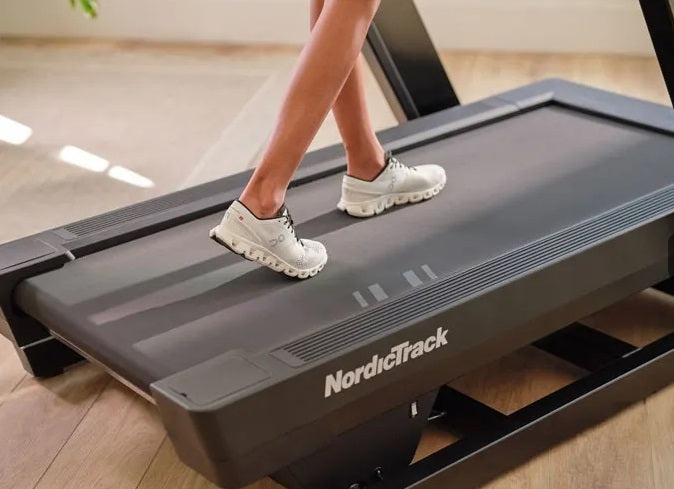 Tapis Roulant NordicTrack X24 Incline Trainer  con abbonamento Ifit per 1 anno