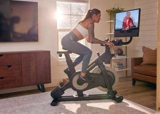Gym Bike Nordictrack  X24  compreso 1 anno di abbonamento iFIT PRO